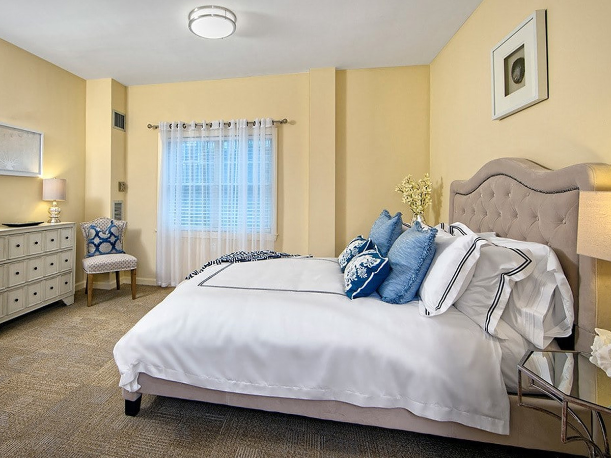 Maplewood at Newton Bedroom