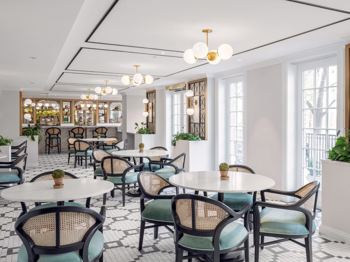 Inspir Embassy Row Dining Room