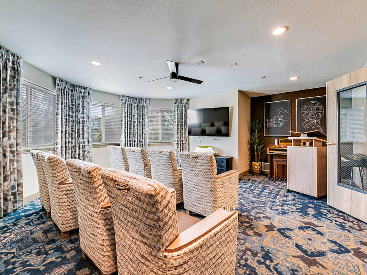 Vista Del Rio Community Room