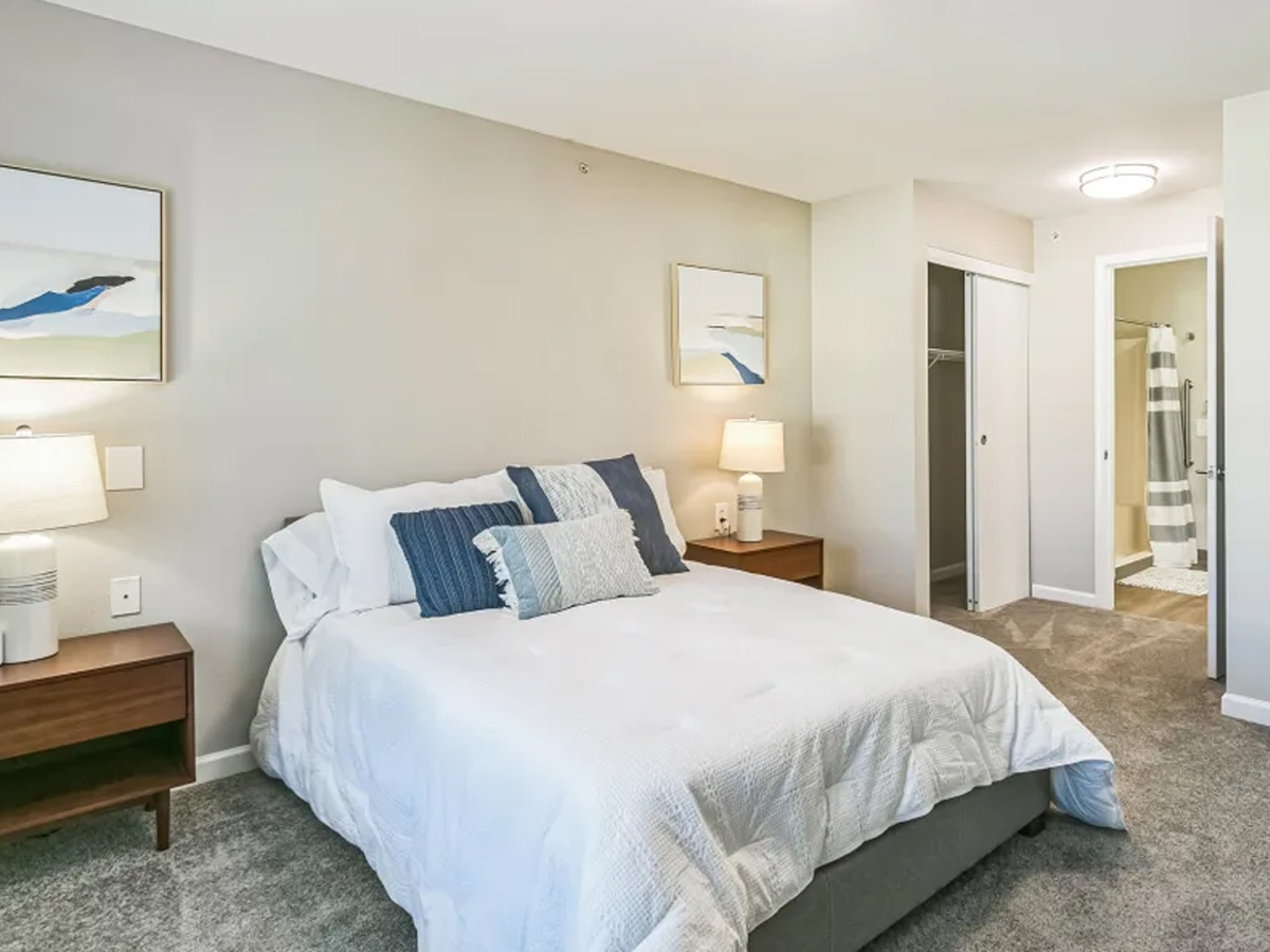 Lighthouse Pointe Bedroom