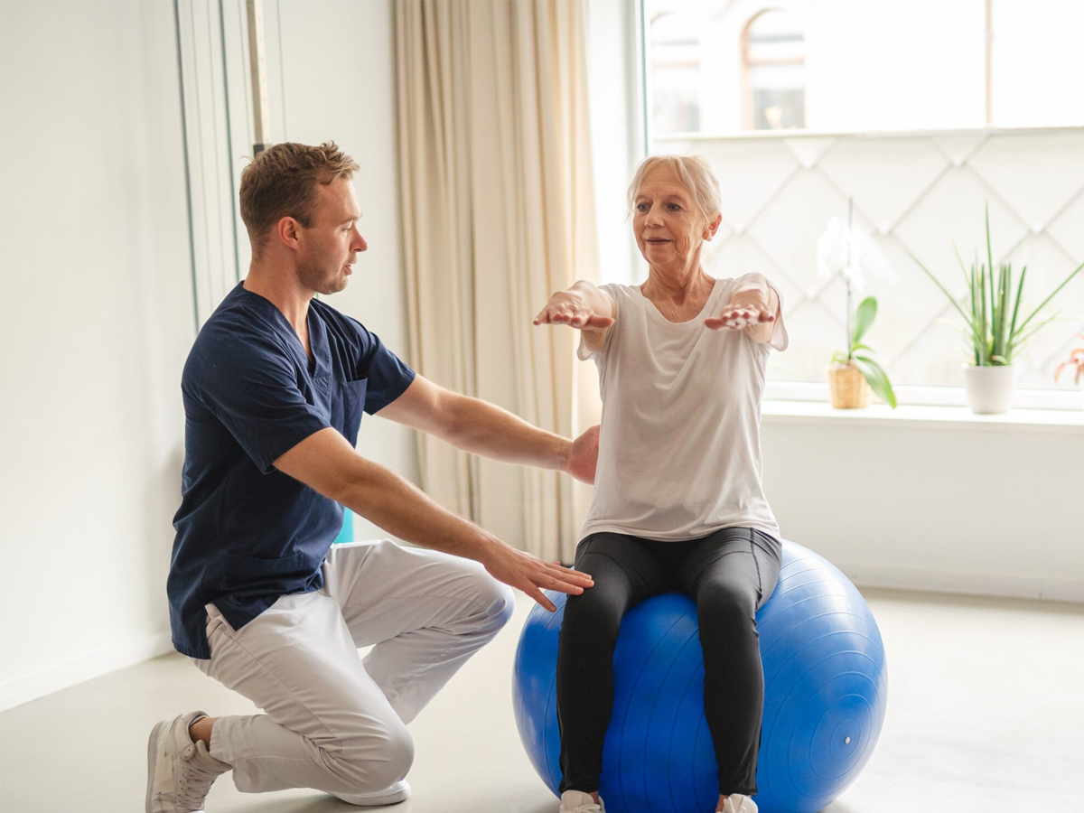 Brandon Oaks Lady Physical Therapy