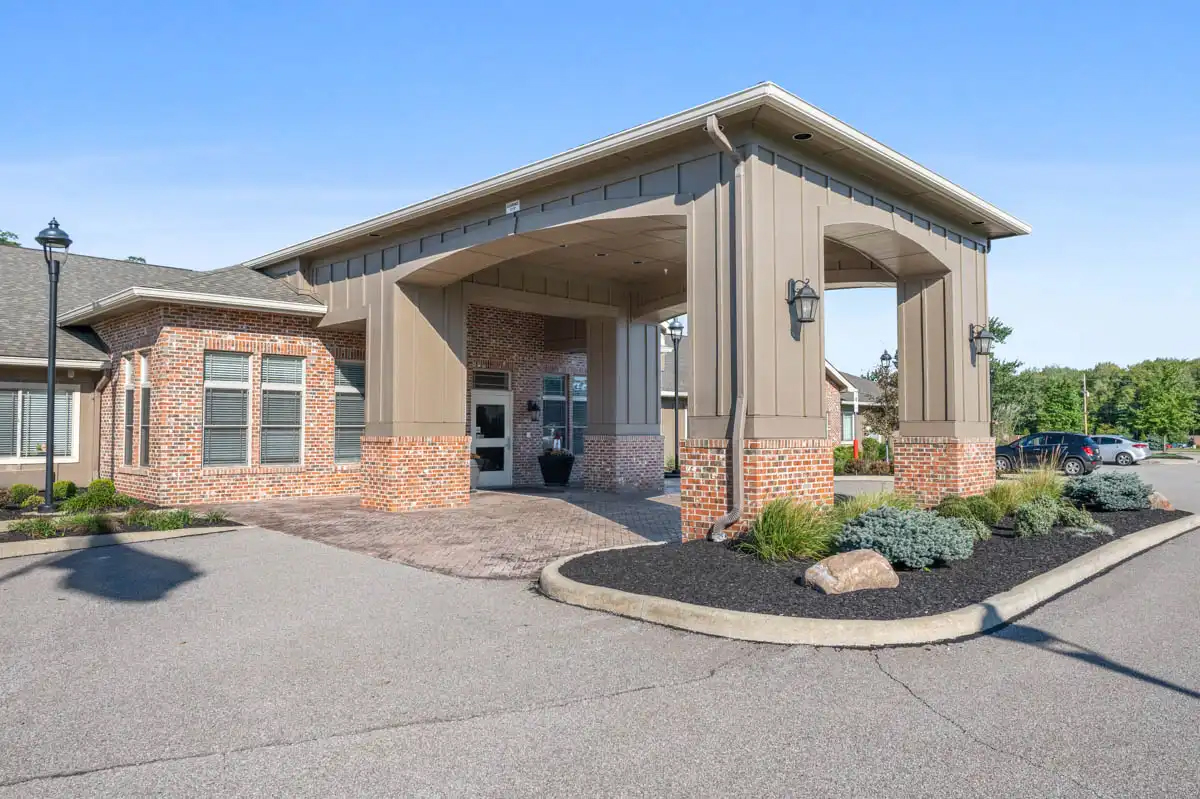 Eden Vista Strongsville Entry